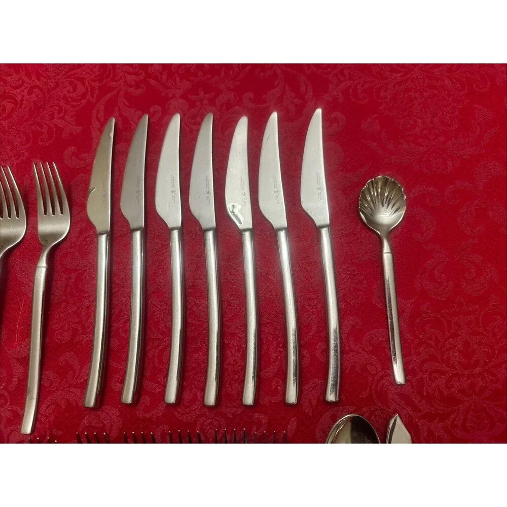 Zwilling JA Henckels Stainless Flatware OPUS Pattern 28 Piece 18/10